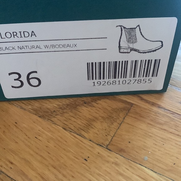 Bueno Boots Florida Black Genuine Leather, Bordeaux Elastic - Picture 2 of 6